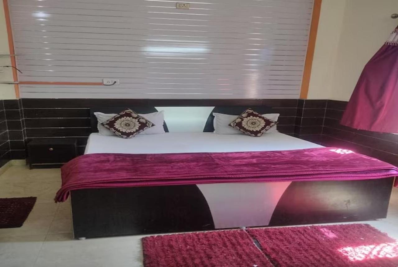 Goroomgo New Ashiyana Palace Varanasi, Varanasi
